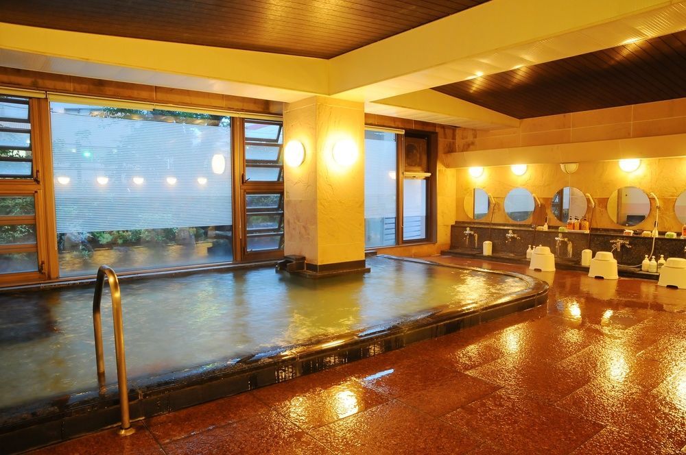 Отель Echigo Yuzawa Onsen Sakura Tei Экстерьер фото